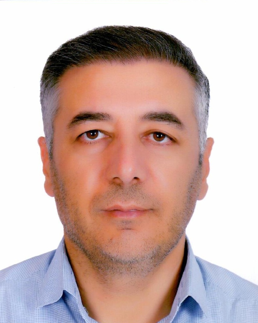 محسن مؤمني